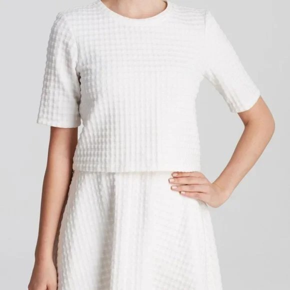 New Theory Hesha waffle knit gingham textured boxy structured cropped blouse top - Picture 5 of 16